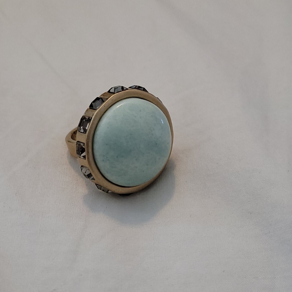 Ring - Picture 2 of 4